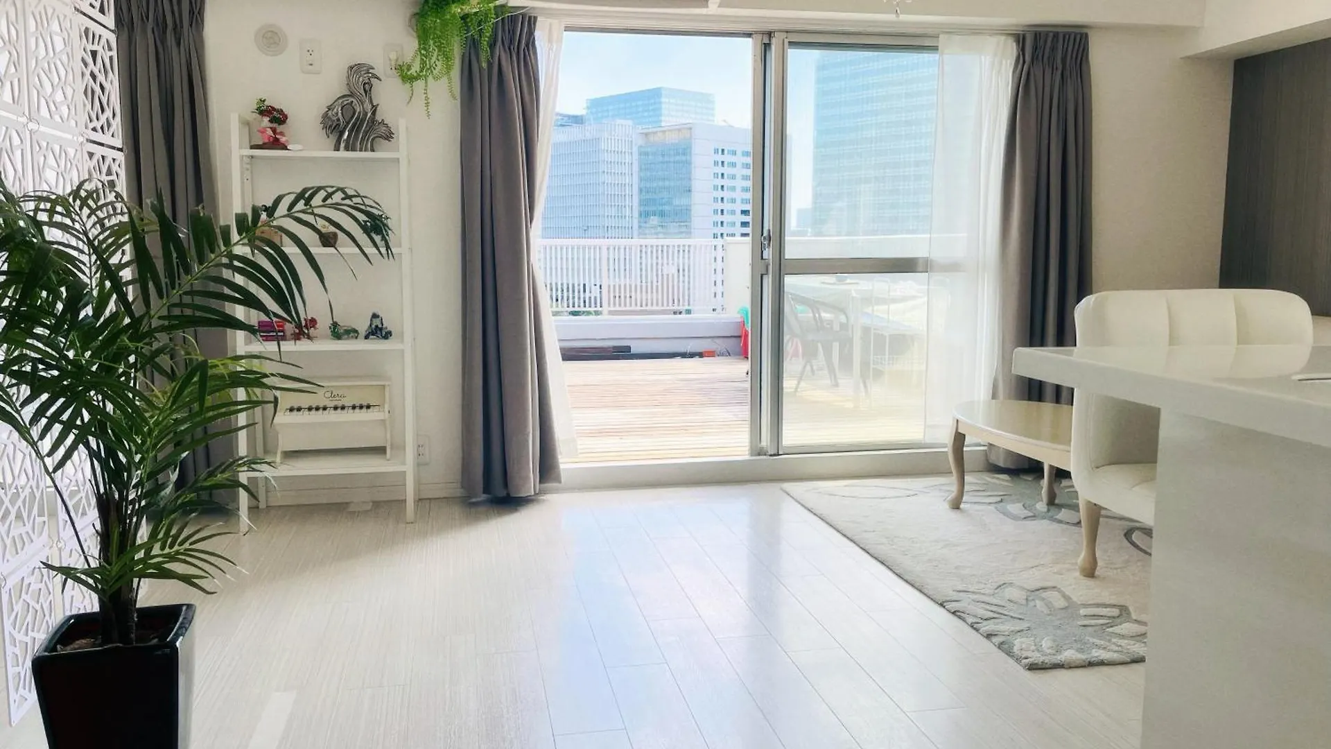 品川東五反田駅徒歩5分の最上階バルコニー付き贅沢体験 Apartment Tokyo